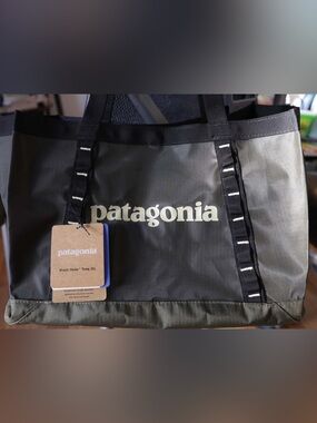 Patagonia Black Tote Bag 25L
